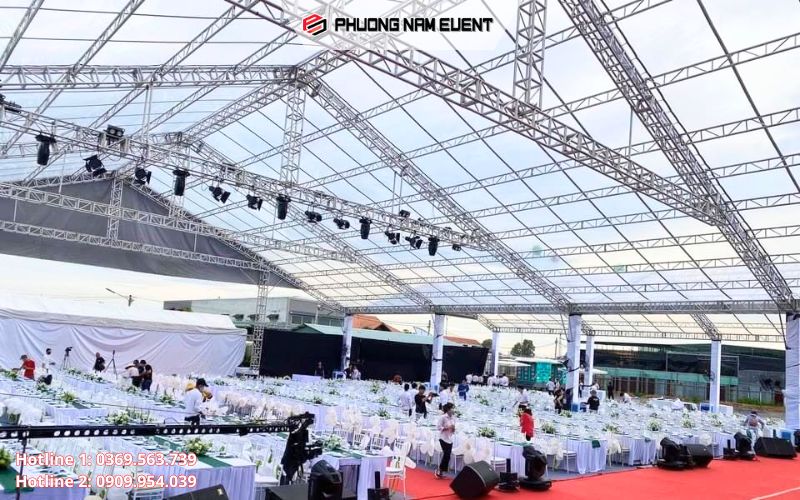 Nhà bạt không gian mái trong Phương Nam Event thi công