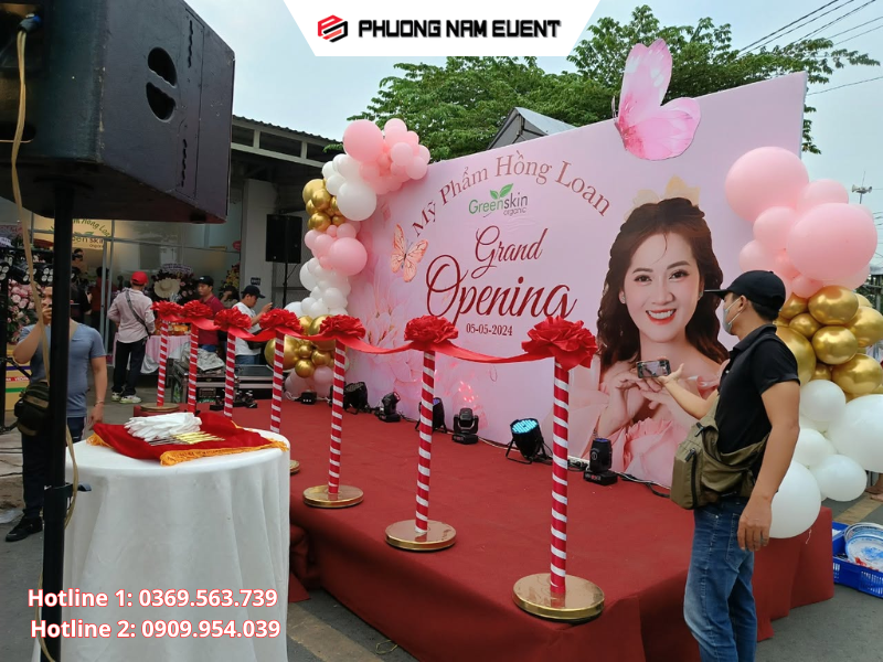 Hình ảnh bục sân khấu tại PHUONGNAMEVENT