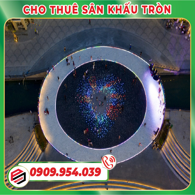 Sân khấu tròn biểu diễn nghệ thuật ngoài trời