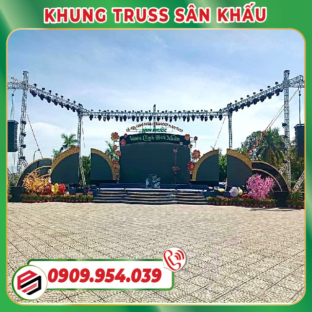 Khung truss sân khấu lắp ngoài trời của Phương Nam Event Khung truss sân khấu lắp ngoài trời của Phương Nam Event