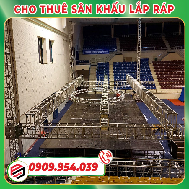 Sân khấu và khung truss do Phương Nam Event thi công tại Kiên Giang Sân khấu và khung truss do Phương Nam Event thi công tại Kiên Giang