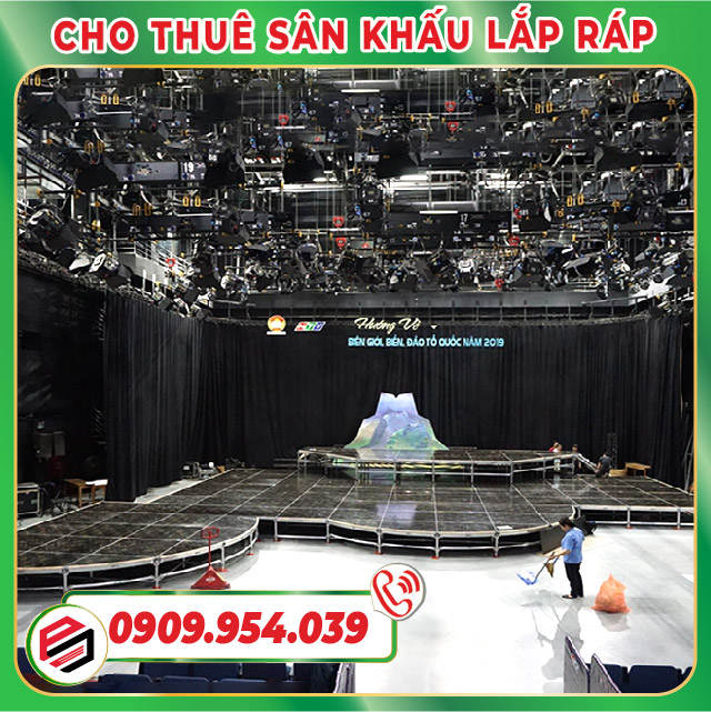 Sân khấu đặc biệt do Phương Nam Event thi công tại đài truyền hình TPHCM Sân khấu đặc biệt do Phương Nam Event thi công tại đài truyền hình TPHCM