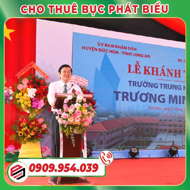 Choose a podium suitable for the event space