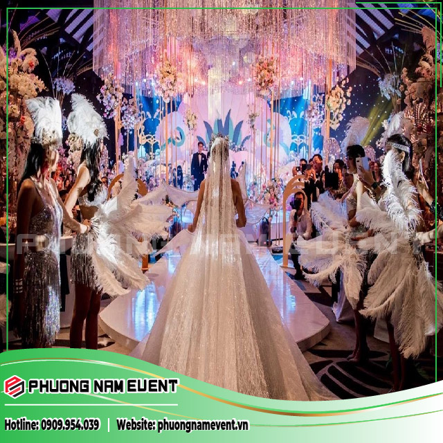 Đám cưới tại hội trường Grand Ballroom Đám cưới tại hội trường Grand Ballroom