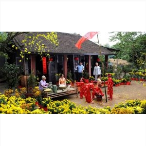 Trang Trí Không Gian Nhà Cửa Đón Tết 2025