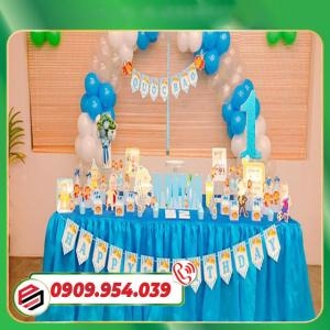 Tổ Chức Tiệc Thôi Nôi Trọn Gói