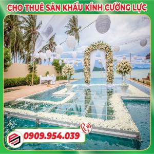 Cho thuê sân khấu kính cường lực và mica trong suốt